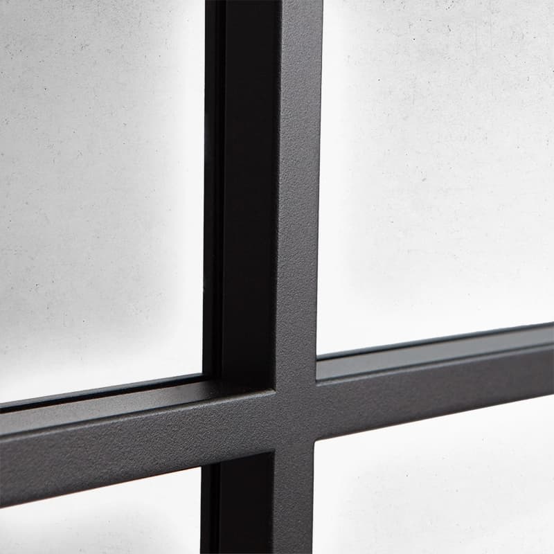 Zoomed in door detail - glazing bar